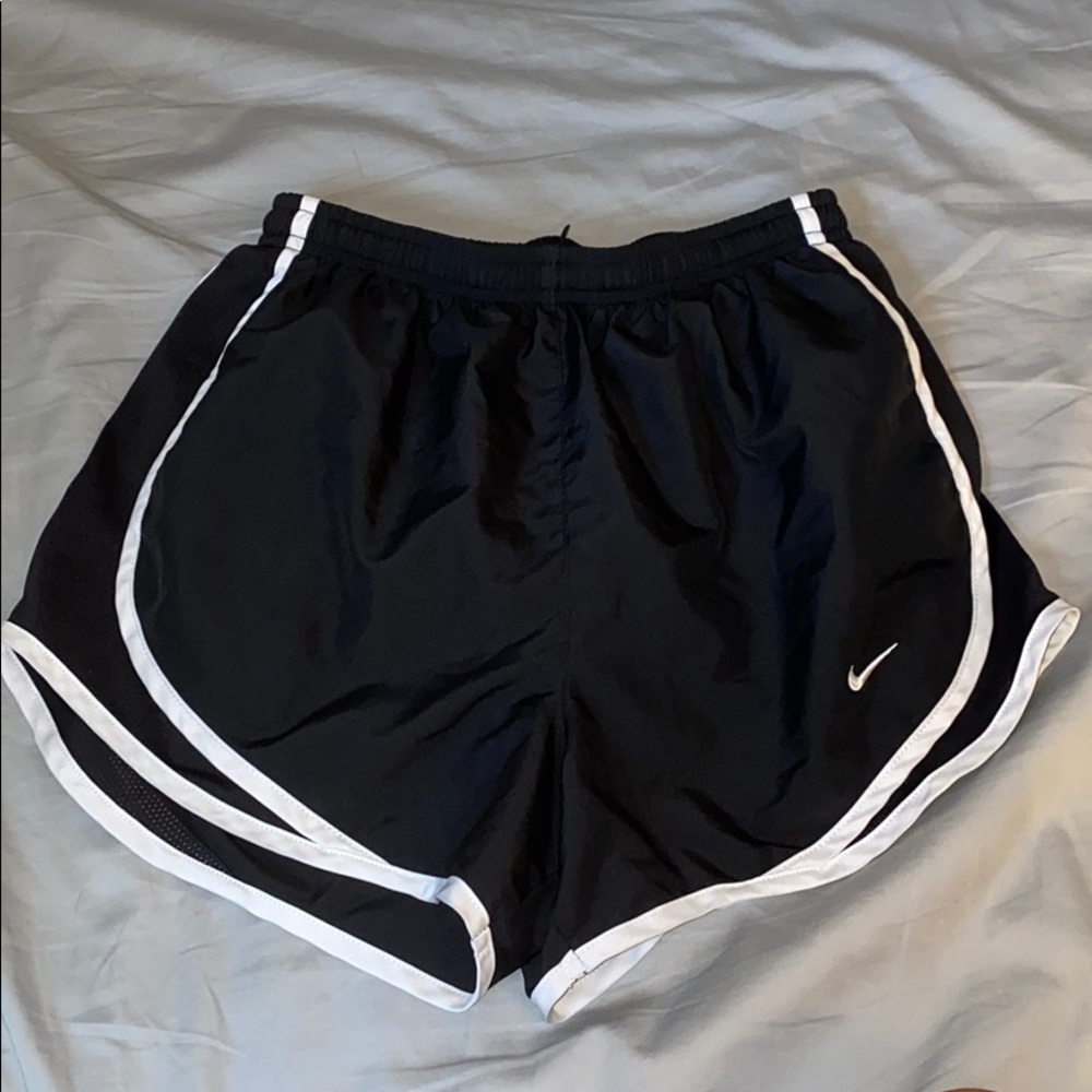 women’s nike shorts